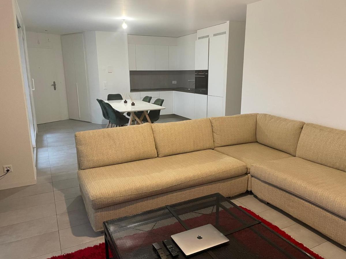 Chambre Double مونترو المظهر الخارجي الصورة